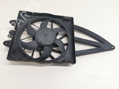 Used Radiator fan Radiator fan FIAT PANDA (169_) 1.3 D Multijet (169.AXC1A) (70 hp) 33774589 33774589