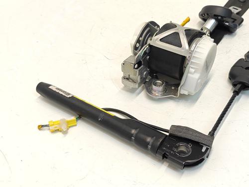 Front right seatbelt FORD KA (RU8) 1.2 | BP39724879I25 - Image 3