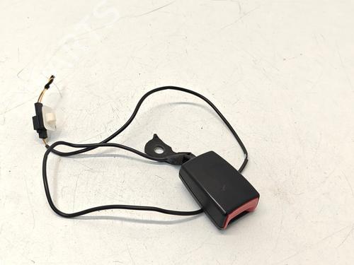 Engache cinturón Engache cinturón SKODA CITIGO (NF1) 1.0 (60 hp) 39724886 39724886