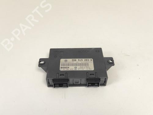 Used Electronic module Electronic module VW PHAETON (3D1, 3D2, 3D3, 3D4, 3D6, 3D7, 3D8, 3D9) 3.2 V6 (241 hp) 33785752 33785752