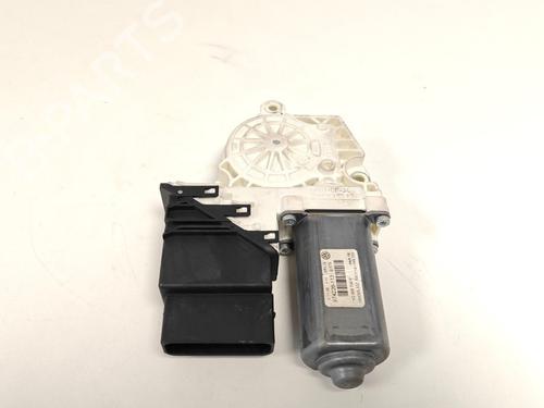 Used Electronic module Electronic module VW PASSAT B6 Variant (3C5) 2.0 FSI (150 hp) 33789096 33789096