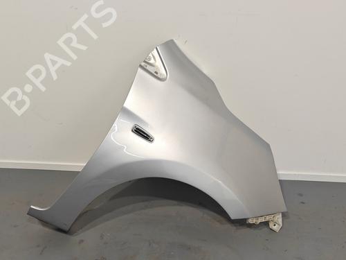 Guarda-lamas direito Guarda-lamas direito MITSUBISHI MIRAGE / SPACE STAR VI Hatchback (A0_A) 1.0 (A05A) (71 hp) 36448151 36448151