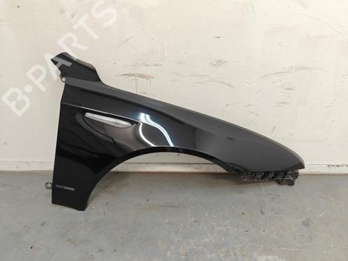 Guarda-lamas direito Guarda-lamas direito ALFA ROMEO 159 (939_) 1.8 MPI (939AXL1A) (140 hp) 33788856 33788856