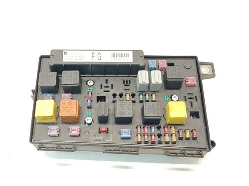 Used Fuse box Fuse box 36832655 36832655