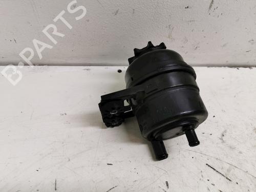 power-steering-reservoir-bmw-1-e87-2003-2004-2005-2006-2007-2008-2009-2010-2011-2012-2013-33778508 main image
