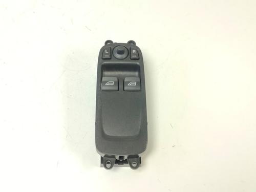 Used Switch Switch VOLVO C30 (533) 1.6 D (109 hp) 33787095 33787095