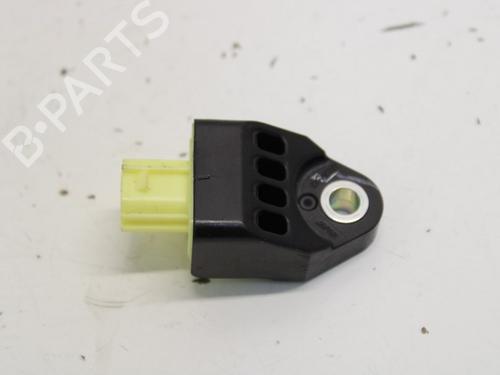 Módulo eletrónico Módulo eletrónico TOYOTA IQ (_J1_) 1.0 (KGJ10_, KGJ10R) (68 hp) 33781451 33781451