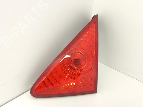 Used Right taillight Right taillight PEUGEOT 3008 I MPV (0U_) 1.6 THP (156 hp) 33777098 33777098