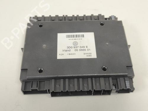 Used Electronic module Electronic module VW PHAETON (3D1, 3D2, 3D3, 3D4, 3D6, 3D7, 3D8, 3D9) 3.2 V6 (241 hp) 33785754 33785754