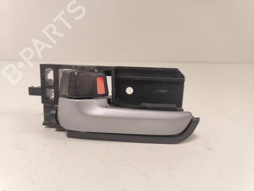 Venstre foran utvendig håndtak Venstre foran utvendig håndtak SUZUKI SPLASH (EX) 1.2 (A5B412) (86 hp) 33784791 33784791