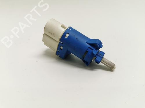 Used Switch Switch VOLVO V70 I (875, 876) 2.4 (144 hp) 33779460 33779460