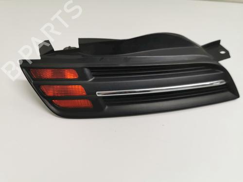 Grill Grill NISSAN MICRA III (K12) 1.2 16V (80 hp) 33779455 33779455