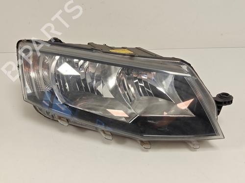 Used Right headlight Right headlight SKODA OCTAVIA III Combi (5E5, 5E6) 1.2 TSI (105 hp) 33791149 33791149