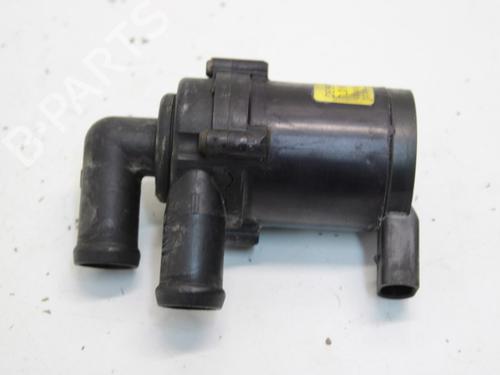 Used Auxiliary water pump Auxiliary water pump AUDI Q7 (4LB) 3.0 TDI quattro (240 hp) 33774781 33774781