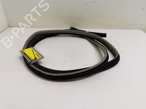 Gummiliste Gummiliste CHEVROLET AVEO / KALOS Hatchback (T200) 1.4 16V (94 hp) 33778924 33778924