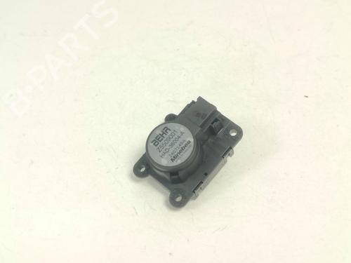 Used Electronic module Electronic module PEUGEOT 308 SW II (LC_, LJ_, LR_, LX_, L4_) 1.6 BlueHDi 120 (120 hp) 33788388 33788388