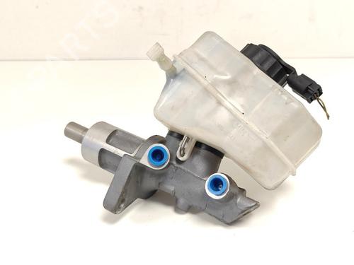 Brake master cylinder BMW 1 (E87) 116 i | BP33789662M77 - Image 2