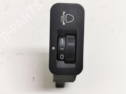 Used Switch Switch PEUGEOT 206 Hatchback (2A/C) 1.4 i (75 hp) 33779241 33779241