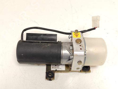 Schiebedachmotor für Schiebedachmotor VW GOLF IV Cabriolet (1E7) 2.0 (115 hp) 33792276 33792276