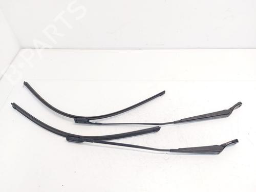 Used Front windshield wiper arm Front windshield wiper arm PEUGEOT 5008 (0U_, 0E_) 1.6 16V (156 hp) 33782501 33782501