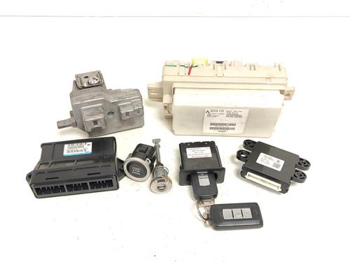 Used Switch Switch MITSUBISHI MIRAGE / SPACE STAR VI Hatchback (A0_A) 1.2 (A03A) (80 hp) 33788684 33788684