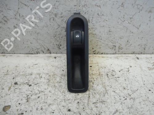 Used Switch Switch RENAULT MODUS / GRAND MODUS (F/JP0_) 1.6 (JP03, JP0B, JP0U, JP0Y, JP1G) (112 hp) 33778896 33778896