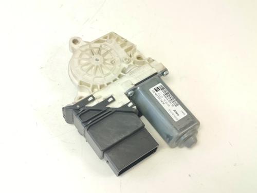 Used Electronic module Electronic module SEAT ALTEA XL (5P5, 5P8) 2.0 FSI (150 hp) 33787318 33787318