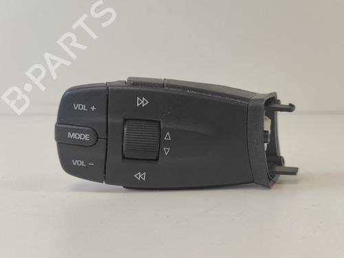 Used Steering wheel controls Steering wheel controls SEAT IBIZA IV (6J5, 6P1) 1.2 TDI (75 hp) 33784765 33784765