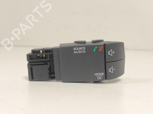 Used Switch Switch RENAULT CLIO IV Grandtour (KH_) 0.9 TCe 90 (90 hp) 33777321 33777321