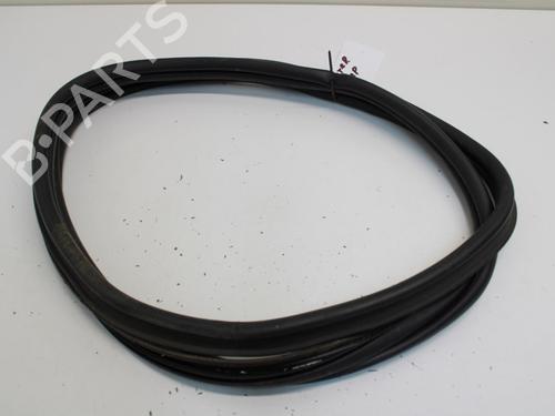Used Rubber door seal Rubber door seal SMART FORFOUR Hatchback (453) 1.0 (453.042, 453.043) (71 hp) 33781441 33781441