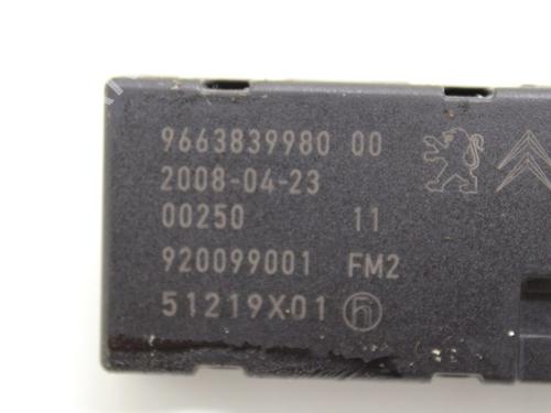 Electronic module CITROËN C4 Picasso I MPV (UD_) 1.8 i 16V | BP33780461M83 - Image 3