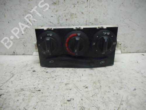 Used Climate control Climate control MERCEDES-BENZ A-CLASS (W168) A 170 CDI (168.008) (90 hp) 33778285 33778285