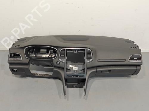 Used Dashboard Dashboard RENAULT MEGANE IV Hatchback (B9A/M/N_) 1.2 TCe 130 (B9MR) (130 hp) 39964088 39964088