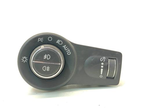 Used Headlight switch Headlight switch JEEP CHEROKEE (KL) 2.2 CRD 4x4 (200 hp) 40540052 40540052
