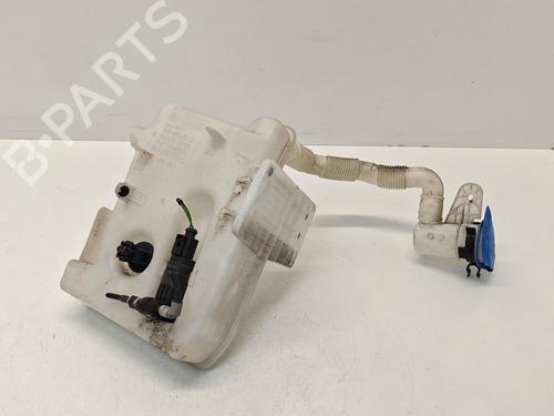 Used Windscreen washer tank Windscreen washer tank 39450164 39450164