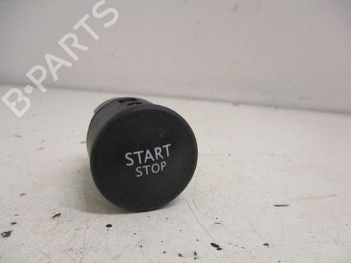 Used Switch Switch RENAULT SCÉNIC II (JM0/1_) 1.5 dCi (JM0F) (82 hp) 33778320 33778320