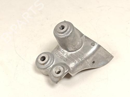 Used Engine mount Engine mount VOLVO XC40 (536) B4 Mild-Hybrid (197 hp) 33790310 33790310