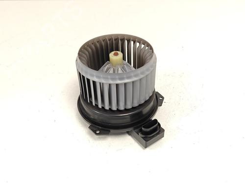 Used Heater blower motor Heater blower motor MITSUBISHI MIRAGE / SPACE STAR VI Hatchback (A0_A) 1.2 (A03A) (80 hp) 33788650 33788650