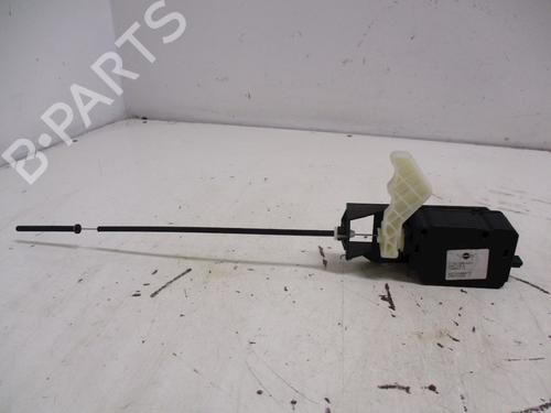 Used Fuel door actuator Fuel door actuator MINI MINI (R50, R53) Cooper (116 hp) 33778146 33778146