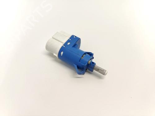 switch-ford-fiesta-vi-cb1-ccn-2008-33782932 main image