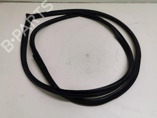 Used Rubber door seal Rubber door seal MITSUBISHI GRANDIS (NA_W) 2.4 MIVEC (NA4W) (165 hp) 33779677 33779677