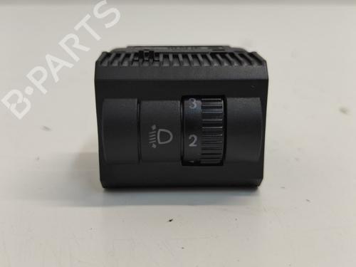 Used Switch Switch VW UP! (121, 122, BL1, BL2, BL3, 123) 1.0 (75 hp) 33783499 33783499