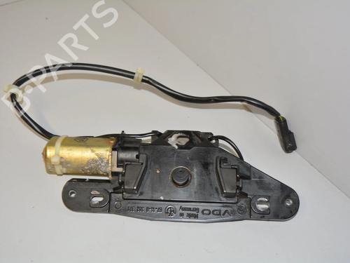 Used Tailgate lock Tailgate lock BMW 5 Touring (E39) 530 d (193 hp) 34097352 34097352