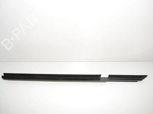 Dørliste Dørliste BMW 5 Touring (G31) 520 d (190 hp) 34076719 34076719