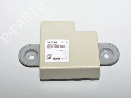 antennabase-bmw-5-f10-2009-2010-2011-2012-2013-2014-2015-2016-34079353 main image