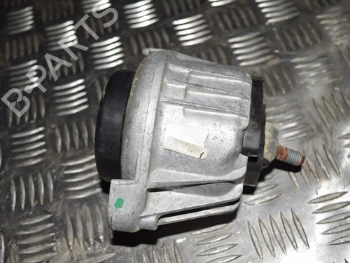 Used Engine mount Engine mount BMW 1 (E87) 118 d (143 hp) 34070806 34070806