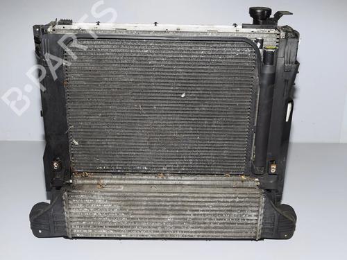 radiator-set-bmw-x5-e53-2000-2001-2002-2003-2004-2005-2006-34073851 main image