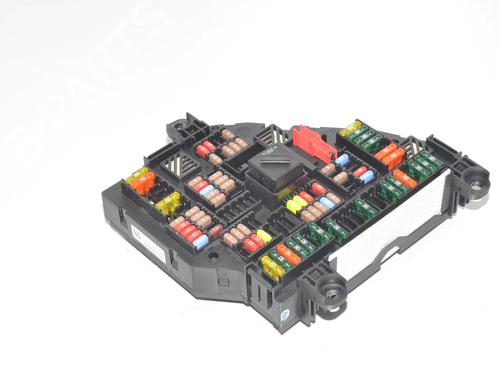 fuse-box-bmw-5-touring-f11-2009-2010-2011-2012-2013-2014-2015-2016-2017-34081211 main image