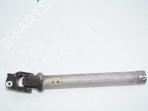 Used Steering column universal joint Steering column universal joint 38252419 38252419