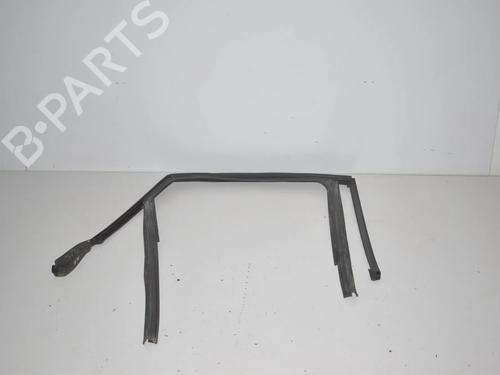 Bageste venstre beklædning Bageste venstre beklædning BMW 2 Active Tourer (F45) 218 d (150 hp) 34096637 34096637